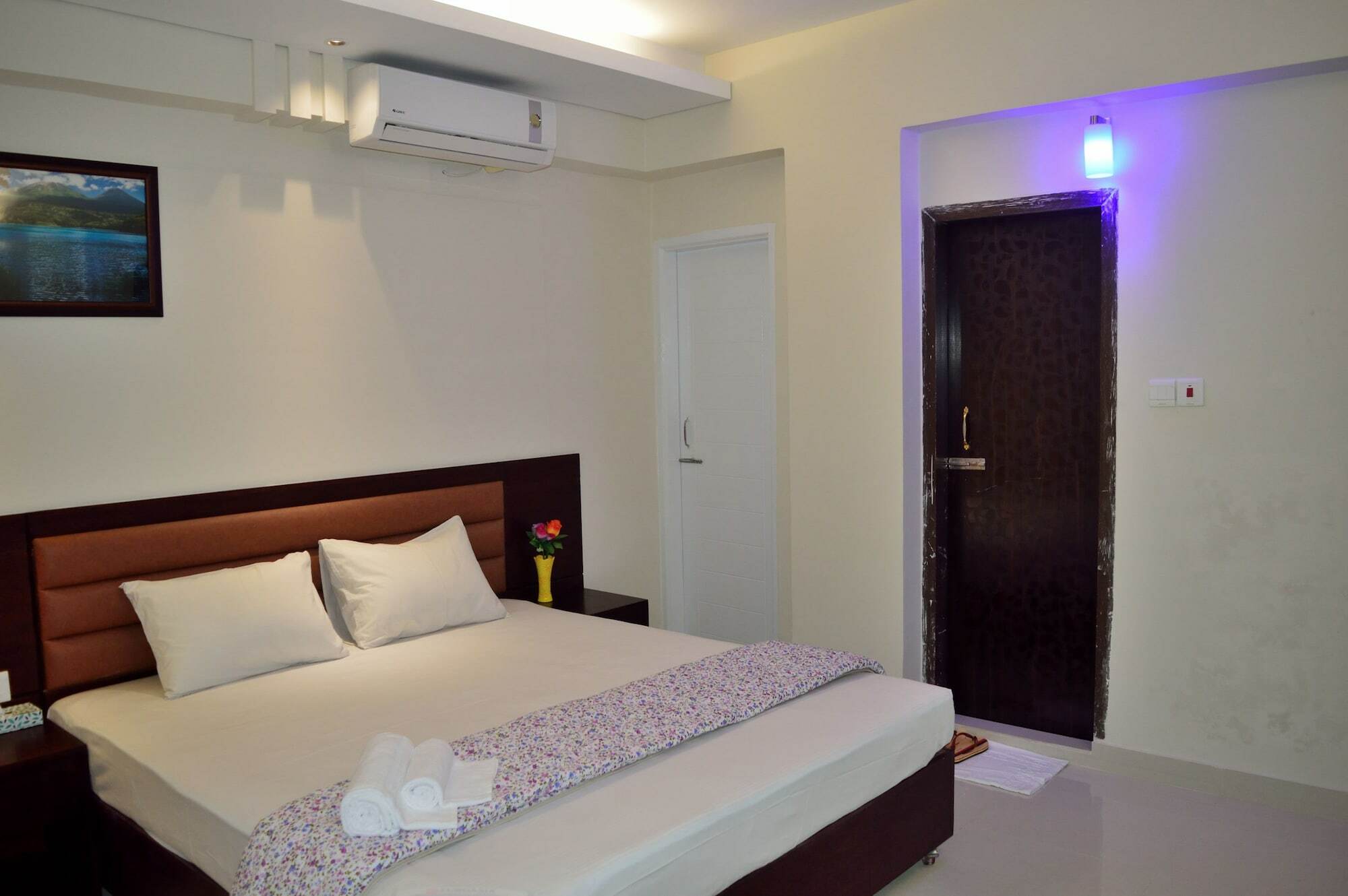 Ocean Palace Cox'Sbazar Cox's Bazar Exterior foto